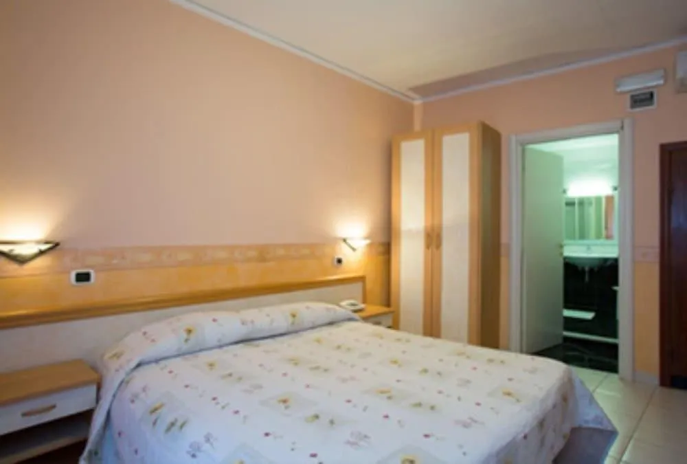 Hotel Tazza D\'Oro contacts